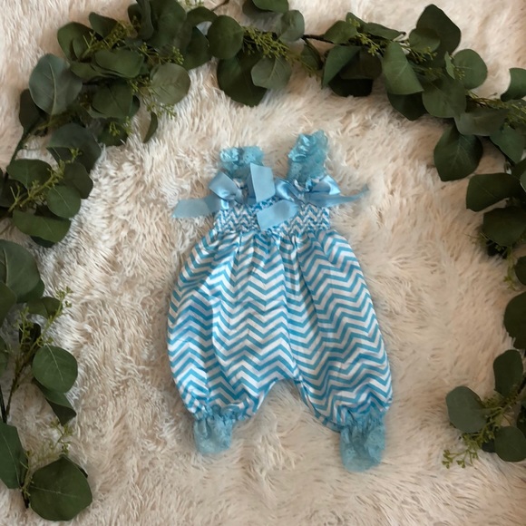 Chevron Print Baby Rompers - Picture 3 of 4